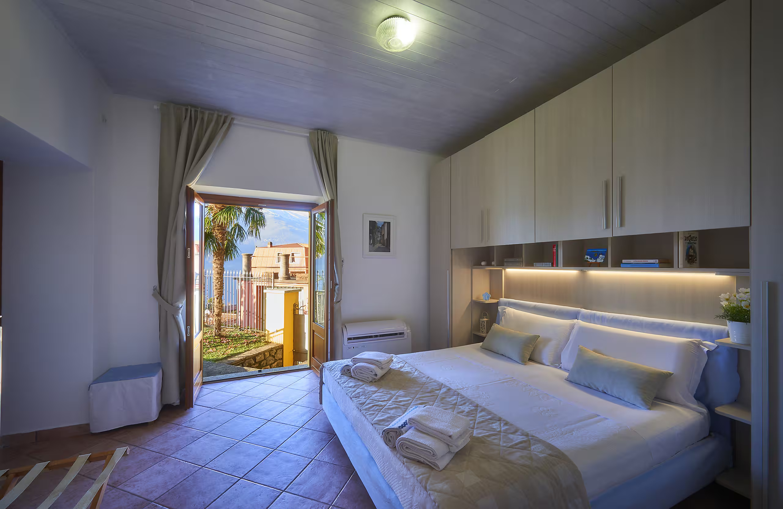 Double bedroom at Sweet Escape